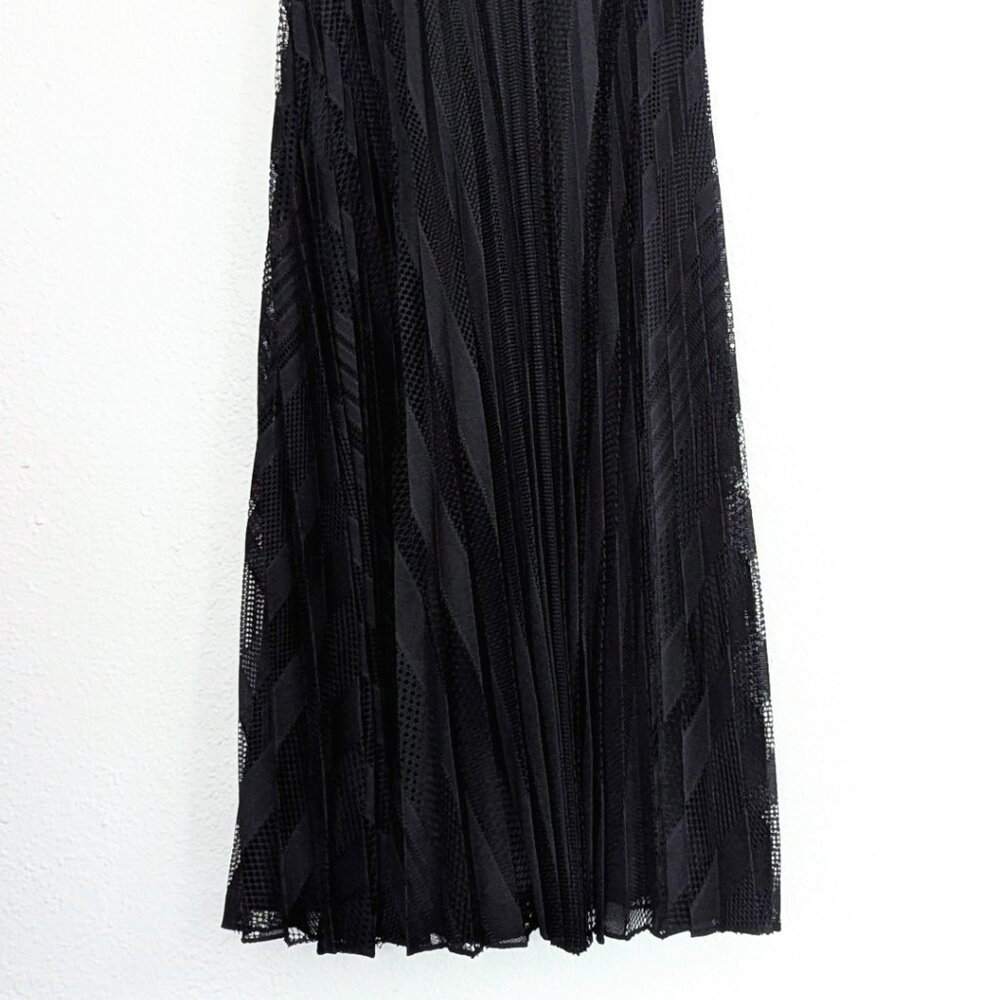 Theory Pleated Lace Midi Dress Size 4 Mod Black High Neck Halter Keyhole - Picture 7 of 14
